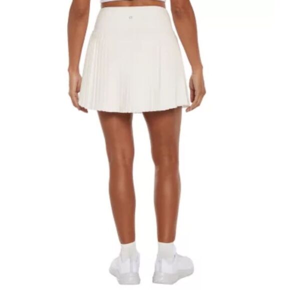 GAP Cream Pleated Skirt - Picture 2 of 9